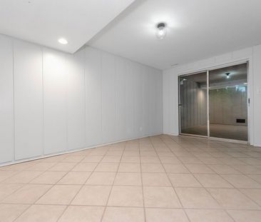 For Lease - 1847 Will Scarlett Drive, Mississauga, Ontario - Photo 3