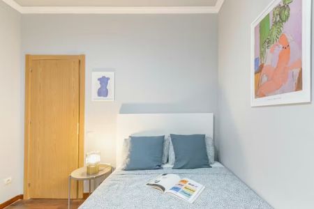 Carrer de Balmes, Barcelona, Catalonia 08008 - Photo 5