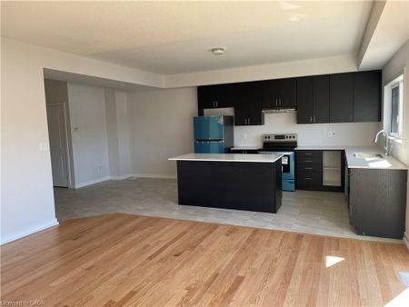 For Lease - 26 Trailside Drive, Haldimand, Ontario - Photo 2