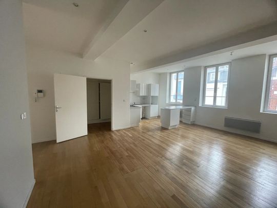 Location Appartement 4 pièces 91 m2 à Saint-Quentin - Photo 1