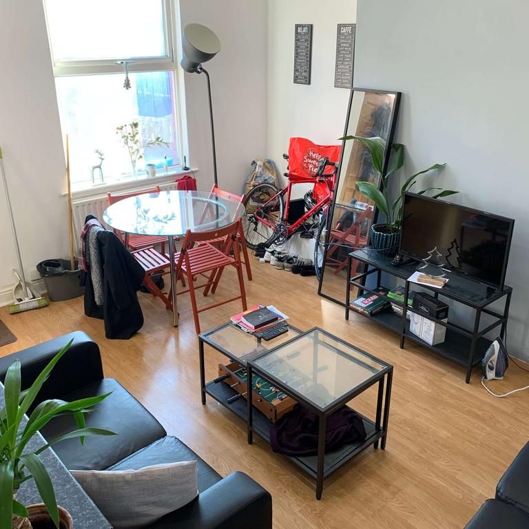 4 bedroom house to rent - Photo 1