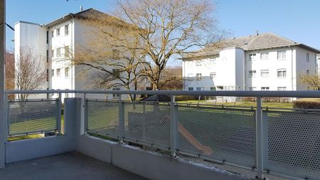 Grosszügige Wohnung mit sonnigem Balkon - Foto 4