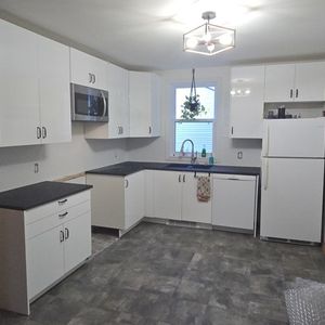 4 1/2 Rez De Chaussée, Duplex, 3 Parking - Photo 2