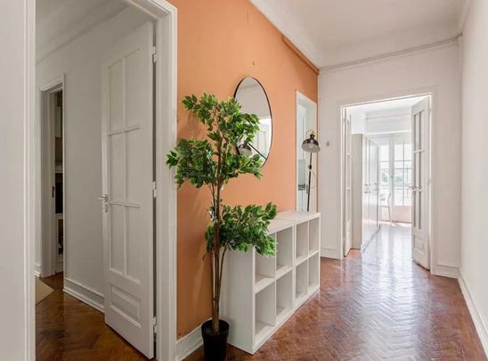 Avenida da Igreja, Lisbon, Lisbon 1700 - Photo 1