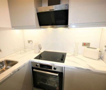 1 bedroom flat to rent - Photo 1
