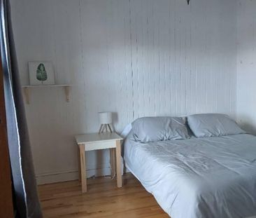 Appartement 4 ½ meublé tout inclus– location moyen terme avec bail - Photo 2