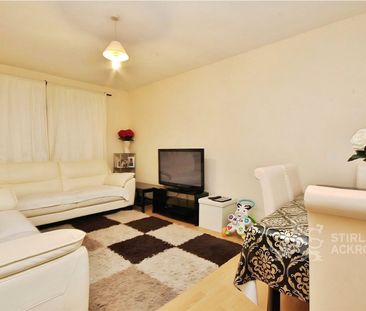 Mulberry Court, Guildford, Surrey, GU4 7EQ - Photo 1