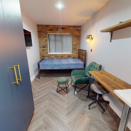 Studio 2, 158 Tiverton Road Birmingham - Photo 4