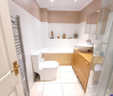 2 bedroom terraced house to rent - Photo 6