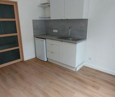 maison 22m2 REIMS 550 euros - Photo 1