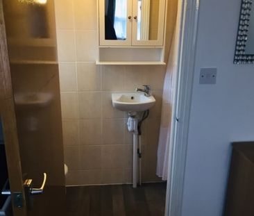 Studio Flat, St. Pauls Road, N17 - Photo 6