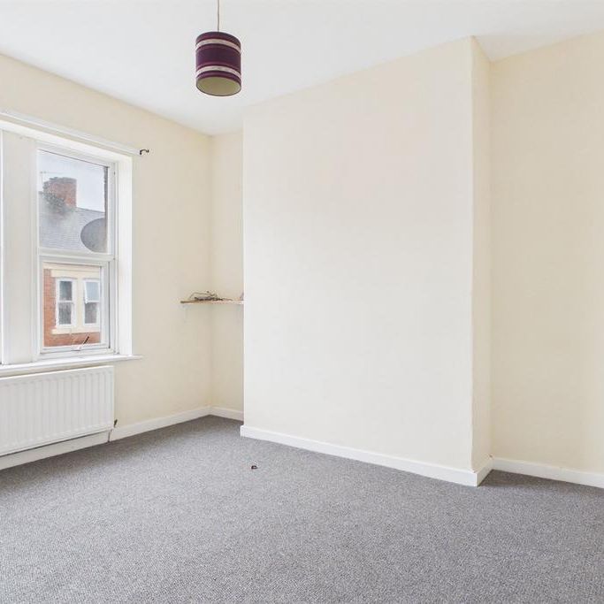 3 bedroom property to rent - Photo 1