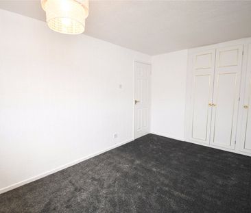 Blackthorne Avenue, CH66 2XA, Ellesmere Port - Photo 5