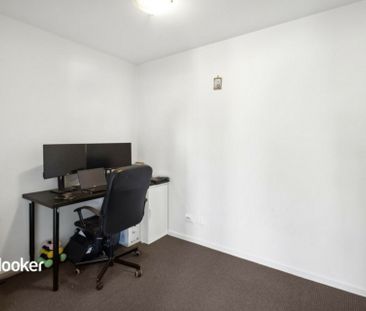 CENTRAL APARTMENT LIVING - Photo 4