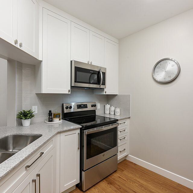 1 Bed 1 Bath A - 25 Place Casavant, Blainville - Photo 1