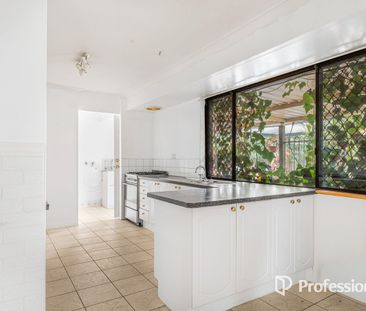 Spacious Home with Pool in Quiet Cul-de-Sac - Photo 5