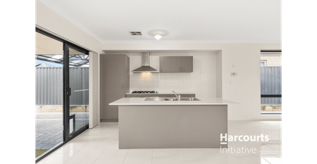 Family Home - Photo 2