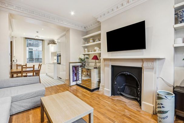 3 bedroom flat to rent - Photo 1