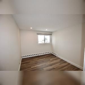 Calgary 2 Bed 1 Bath Unit with Balcony For Rent - Photo 5