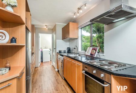 85 Mark Ave, Paparangi - Photo 5