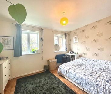 2 Bed Flat, Hedgers Close, BS3 - Photo 5