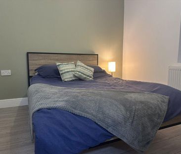 1 bedroom in a house share to rent - Photo 6