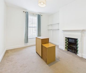 3 bedroom terraced house to rent - Photo 6