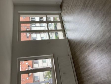 Individuelle 3-Zimmer-Wohnung mit Balkon - Foto 4