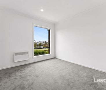 Park yourself here. - Photo 5