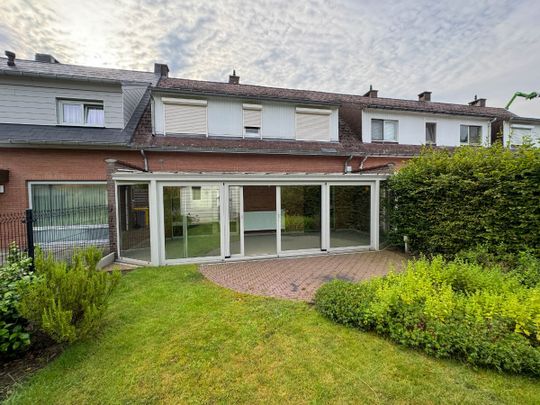 Rijwoning met 3 slaapkamers, garage en tuin in Ramsel - Photo 1