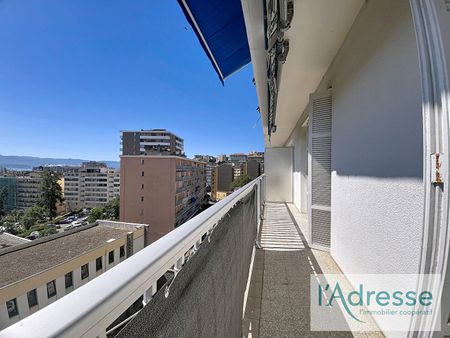 Location Appartement 3 pièces 84m² - Photo 5