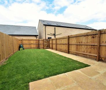 3 bedroom terraced house to rent - Photo 1