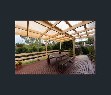 33 Fricker Avenue, Greensborough, Vic 3088 - Photo 1