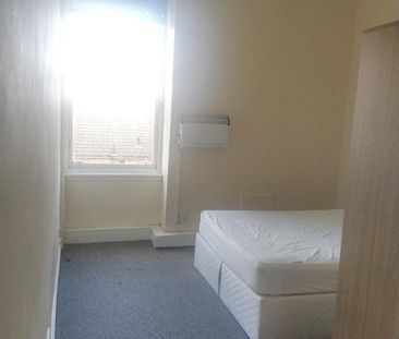 1 Bed Flat, Midlock Street, G51 - Photo 4