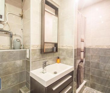 Location Appartement 1 pièce 21m² CANNES 06400 - Photo 5