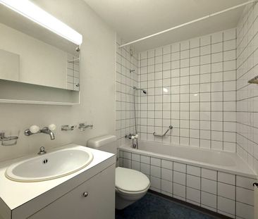 Helle 4.5 Zimmer Wohnung mit Balkon - Foto 5