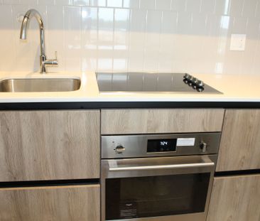 For Lease - 8 Beverley Glen Boulevard Unit# C701, Vaughan, Ontario - Photo 6