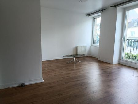 Location Appartement 3 pièces 83m² GOURIN 56110 - Photo 5