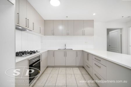 Modern Apartment With Great Views - Photo 5