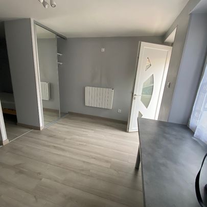 Location Appartement 1 pièce 16m² - Photo 1