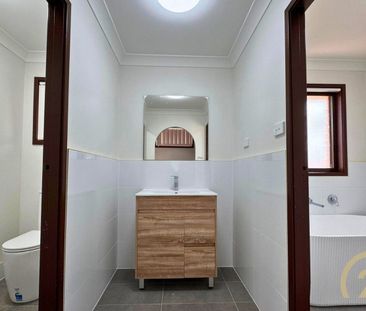 Spacious Newly Renovated 2 Bedroom Home! - Photo 6