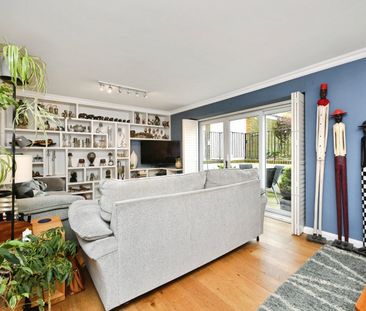 3 Bed Flat, Seymour Square, BN2 - Photo 2