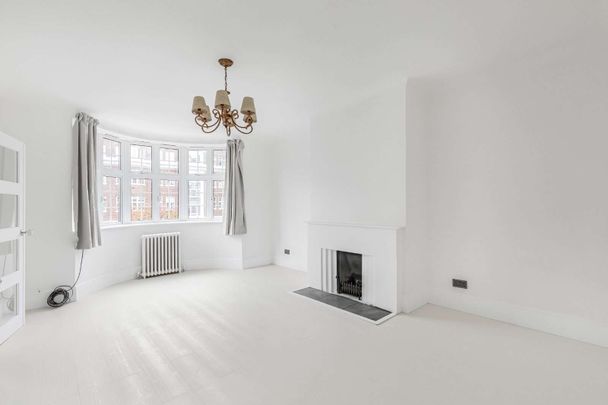 Wimbledon Close, The Downs, Wimbledon, London, SW20 8HW - Photo 1