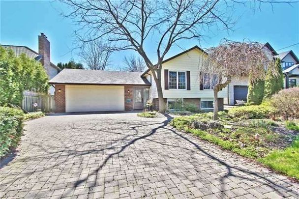 For Lease - 208 Pine Cove Road, Burlington, Ontario - Photo 1