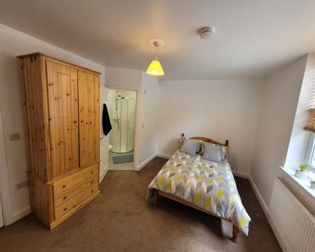 7 Bedroom, 85 Lower Ford Street – Student Accommodation Coventry - Photo 4