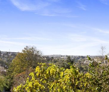 3 Bed Terraced House, Bevendean Crescent, BN2 - Photo 6