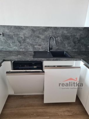 Pronájem bytu 2+kk 48 m2 - Fotografie 1