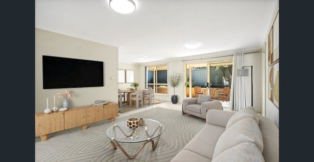 Spacious & Stylish 3-Bedroom Townhouse in Premium Location - Photo 1