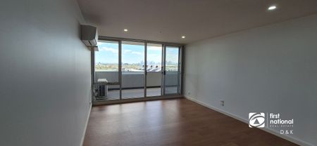 Penthouse Living - Photo 5