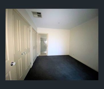 3/34 Elstone Avenue, Airport West, Vic 3042 - Photo 5